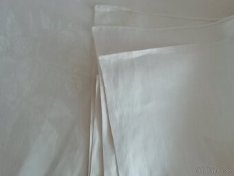 NOVÝ RETRO OBRUS DAMAŚKOVÝ - 4