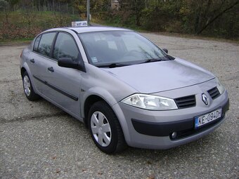 RENAULT MEGANE 1.4 - 4