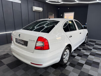 Škoda Octavia 1.6 MPI Family - 4