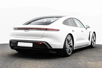 Porsche Taycan - 4