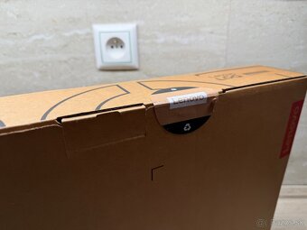 Lenovo LOQ Essential 15IRX11 Luna Grey (Nový) - 4