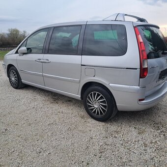 Citroën C8 2.0Hdi Model 2010 7miest - 4