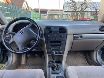 predam Volvo V40 2002 1,9TD 85kw - 4