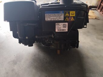 Briggs Stratton - 4