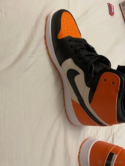Air Jordan 1 High - 4