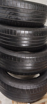 Letne Goodyear Efficient Grip 215/60 R17 - 4