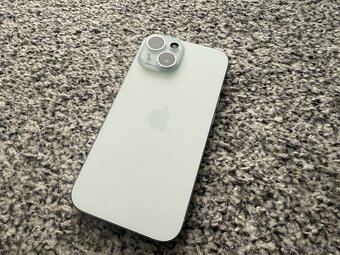 iPhone 15 - 4