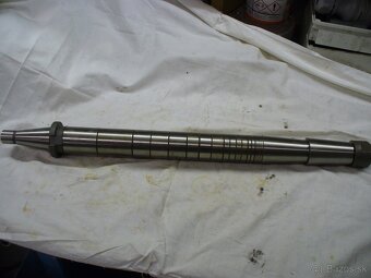 Predám trň na frezu ISO40 - 4