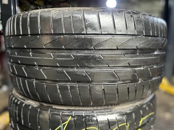 245/35r19 - 4