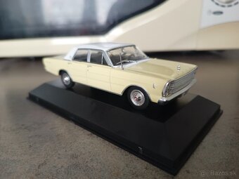 1:43 Ford Galaxie 500 1957 - 4