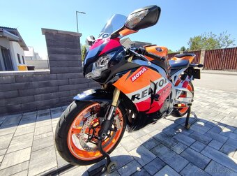 Honda CBR1000RR 2009 - 4