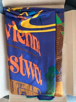 Vivienne Westwood šatka cca 130x130cm - 4