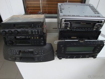 Rozne autoradia - 4