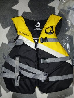 Záchranné vesty - 4