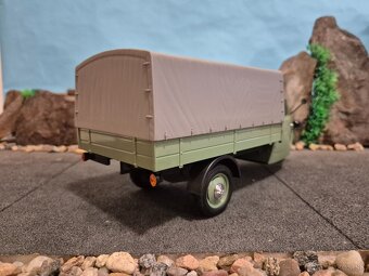 Prodám model 1:18 Tempo Hanseat 1950 -1952 - 4