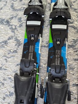 Detské lyže 90 cm, palice 85 cm a lyžiarky 20 cm - 4