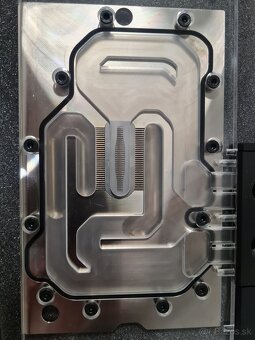 Vodný blok EK-Quantum Vector RX 6800/6900 D-RGB-Nickel+Plex - 4