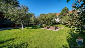 REZERVOVANÉ: Rodinný dom s garážou a krásnym pozemkom Banka  - 4