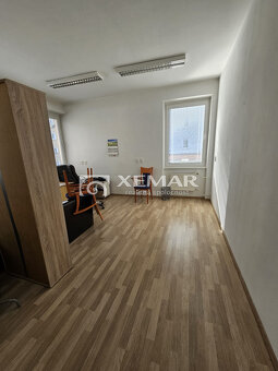 Prenájom kancelársky priestor Banská Bystrica - 4