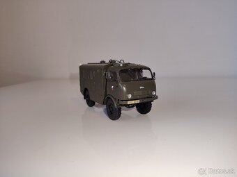 Tatra 805 1:43 - 4