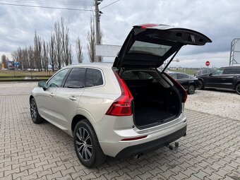 Volvo XC60 D5 Momentum AWD A/T - 4