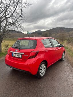 Toyota Yaris Hybrid - 4