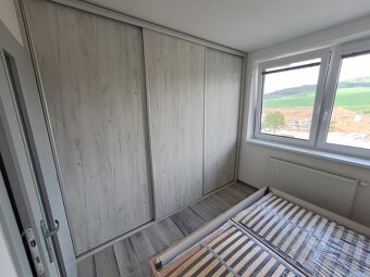 PRENÁJOM - ZARIADENÝ 3 IZBOVÝ BYT s VEĽKOU LOGGIOU - 4