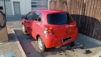 Predám auto (toyota yaris) kúpené v SR - 4