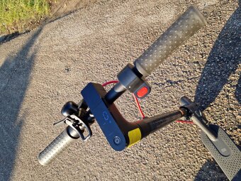 Elektrická kolobežka Xiaomi Mi Scooter Pro 2 - 4