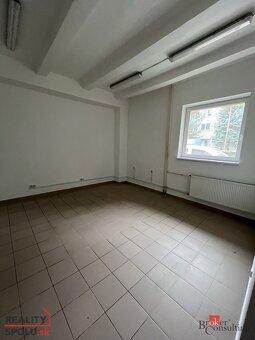 Na prenájom. Kancelárske a skladové priestory Zvolenská cest - 4