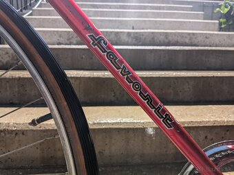 Predám červený bicykel Favorit (zachovalý pôvodný stav) - 4