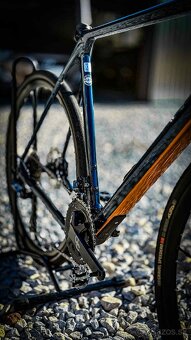 Orbea TERRA M30TEAM bicykel, blue carbon view/leo orange - 4