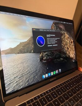 MacBook Pro 2016 – 13” Retina, 256GB SSD, 8GB RAM, Intel i5 - 4