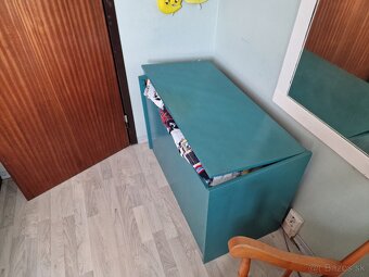 Predaj sada 1 ks dvojpostel ,perinak , stol - 4