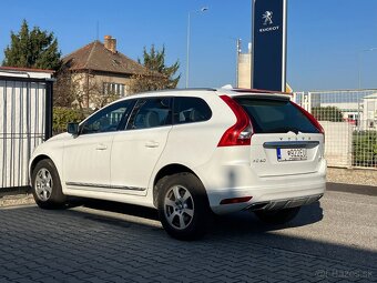 Volvo XC60 D4 2.4L Drive-E Inscription Geartronic AWD - 4