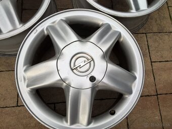 4 ks ZIMNÉ 195/60 R15 88T KLEBER cca 7 mm  -  LEN 20,- €/kus - 4