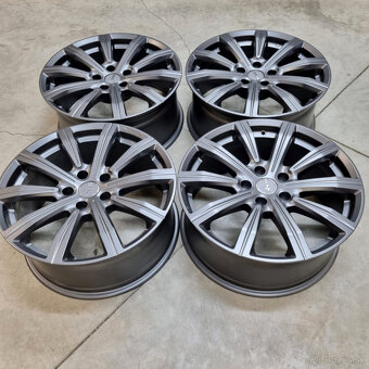 Hliníkové disky 5x120 R19 ET35 - 4