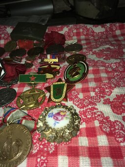 Pamämetne odznaky- rôzne - 4