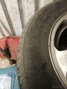 Predám elektróny 195/65 R 15 - 4