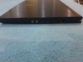 Predám notebook MSI thin gf 63 12ve-254. - 4
