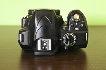 Nikon D3300 + pamäťová karta Kingston 32GB SDHC I - 4
