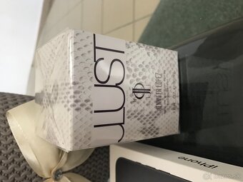 NOVÝ IPHONE 16 plus 128 GB zapecateny+parfem darček - 4