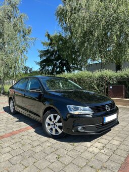 Volkswagen Jetta 1.6 TDi CR DSG - 4