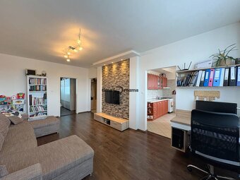 Na predaj: 3 izb.byt + BALKON, ŠPAJZA, KUMBAL, 2x PIVNICA - 4