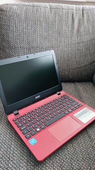 Acer ES1-131-C91V - 4