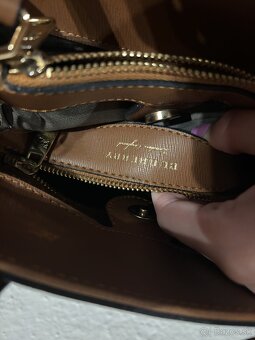 Burberry kabelka - 4