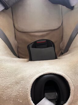 Britax Römer DualFix i-Size - OTOČNÁ - TOP STAV - 4