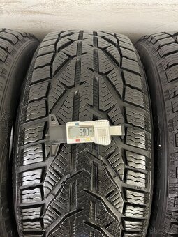 215/50R17 Sebring zimne - 4