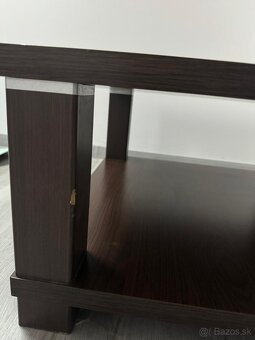 Konferencny stooik - 4