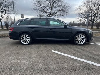 Škoda Superb Combi 2.0 TDI Style DSG - TOP stav - 4